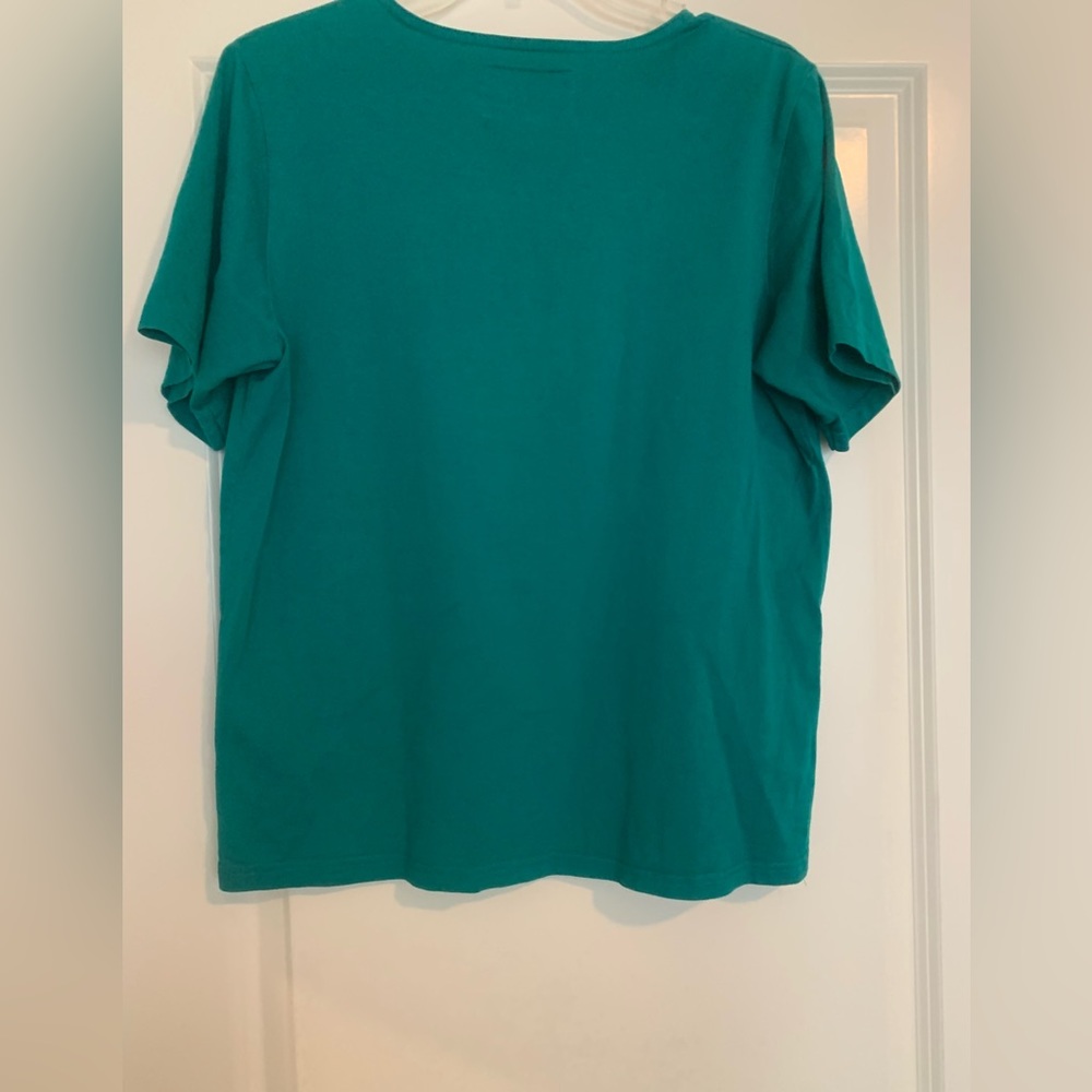 Red Ridge Mountain Outfitters T. Shirt
